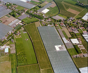 840454 Luchtfoto van het tuinbouwgebied met kassen in de omgeving van de Alendorperweg en Utrechtseweg te Vleuten ...